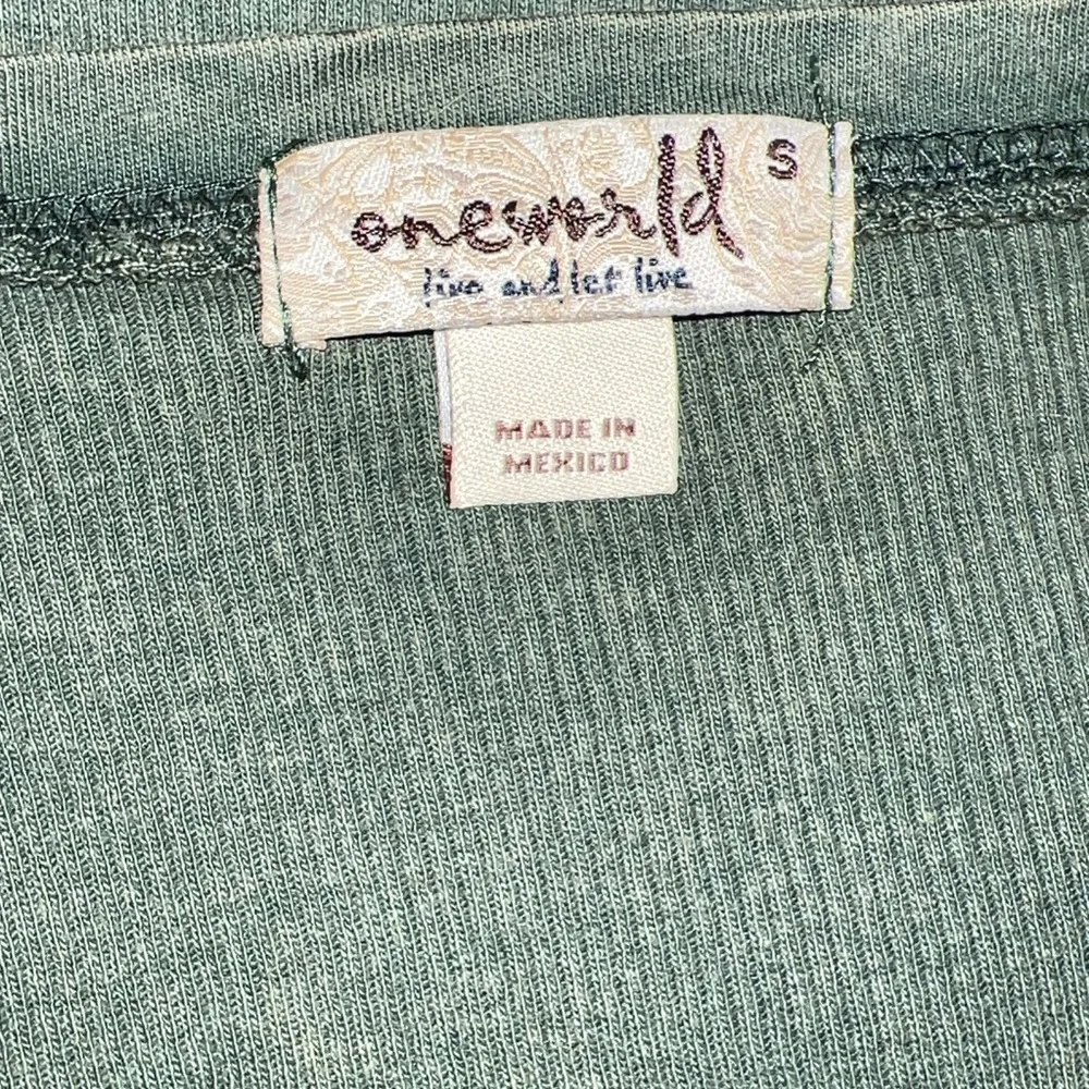 One World Olive Green Vintage Wash Ribbed Rose Peace Design Top - Picture 11 of 13